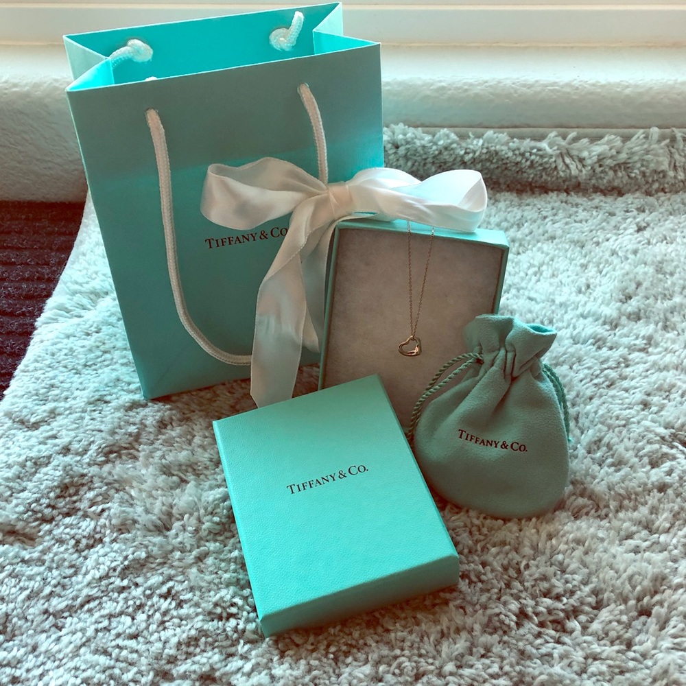 Tiffany&Co. Sterling Silver Open Heart Necklace ✨